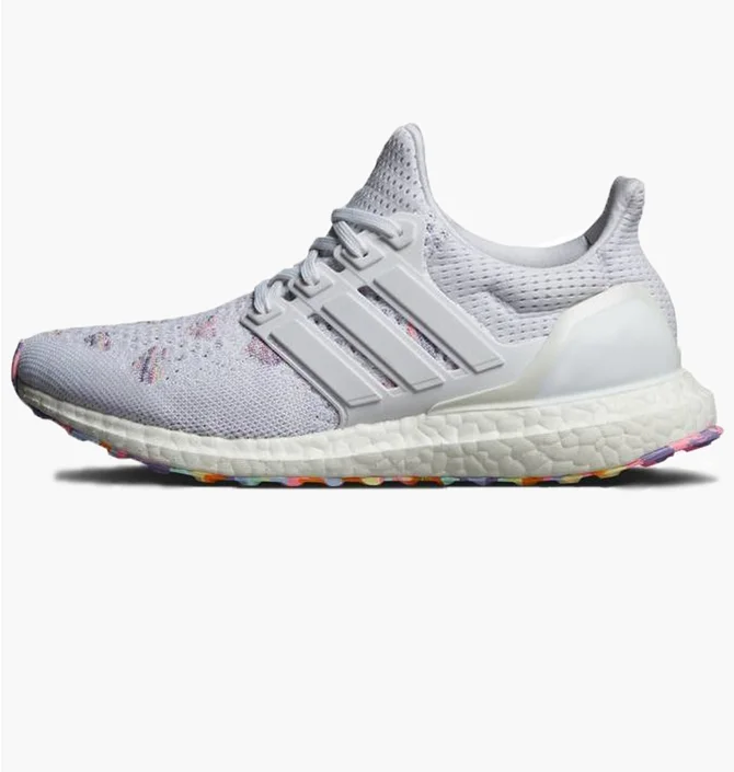 Кросівки жіночі Adidas Ultraboost 1.0 White Hq3857