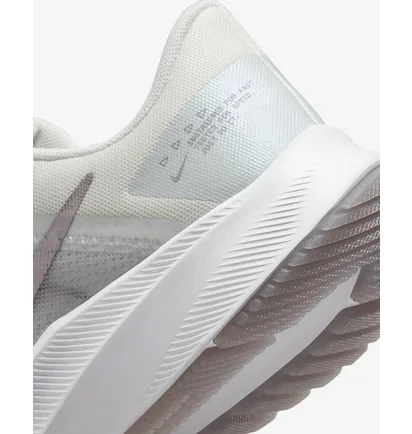 Кроссовки женские Nike Quest 4 Premium Grey DA8723-011