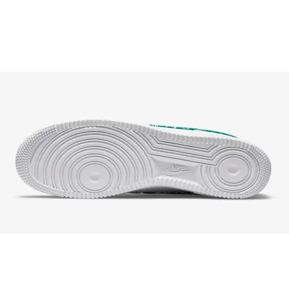 Кросівки жіночі Nike Air Force 1 Low '07 Essential White Green W White/Green DH4406-102