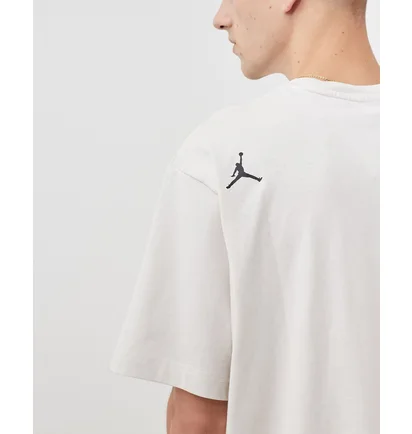 Футболка чоловіча Nike 23Eng Stmt Top White DM1388-030