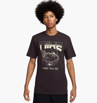 Футболка мужская Nike Graphics Grey HQ9264-045