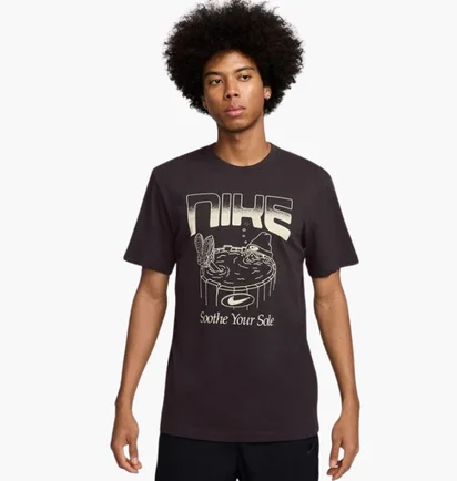 Футболка мужская Nike Graphics Grey HQ9264-045