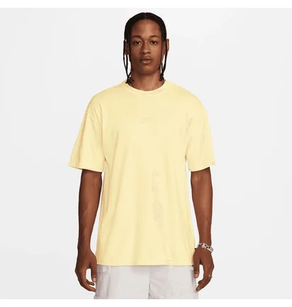 Футболка мужская Nike Premium Yellow DO7392-744