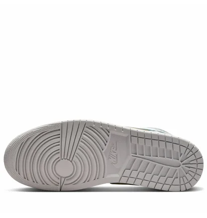 Кросівки чоловічі Air Jordan 1 Mid Se White/Green FQ7720-103