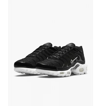 Кроссовки женские Nike Air Max Plus Black DM2362-001