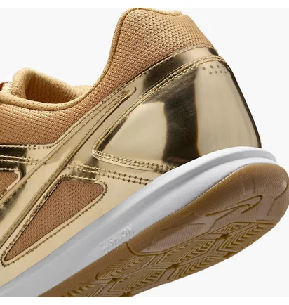 Кросівки чоловічі Nike Gato Lv8 Yellow IB3566-700