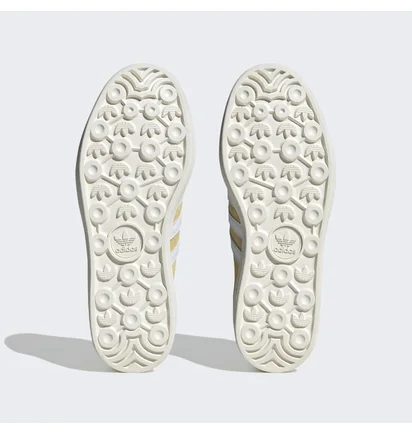 Кросівки жіночі Adidas Gazelle Bold Shoes Yellow HQ6891