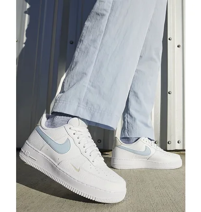 Кроссовки женские Nike Air Force 1 07 White HF0022-100