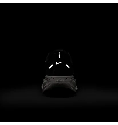 Кросівки жіночі Nike Vomero 18 Black HM6804-005