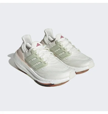 Кросівки жіночі Adidas Ultraboost Light Running Shoes White HQ6348