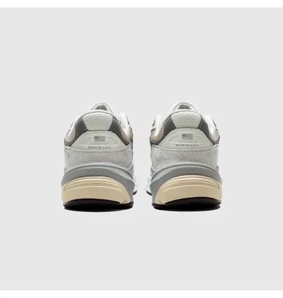 Кроссовки мужские New Balance Made In Usa Beige U990NC6
