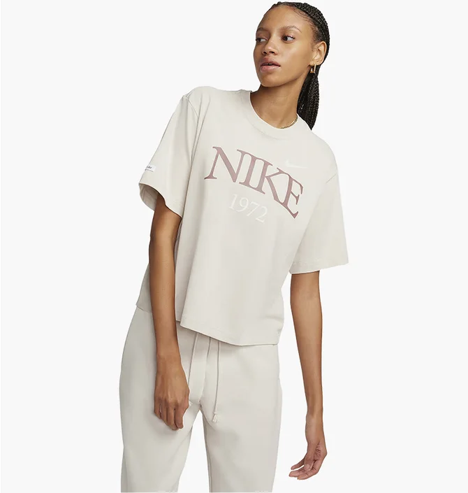 Футболка жіноча Nike Sportswear Classic T-Shirt Beige FQ6600-104
