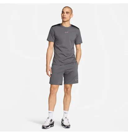 Футболка чоловіча Nike Graphic Grey FQ8821-068