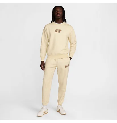 Свитшот мужской Nike Club Sw Beige HJ2157-234