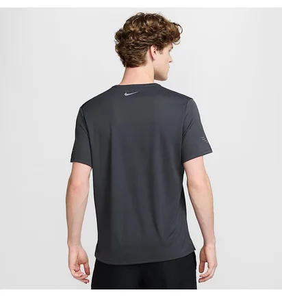 Футболка мужская Nike Df Uv Miler Flash Ss Grey IB4127-070