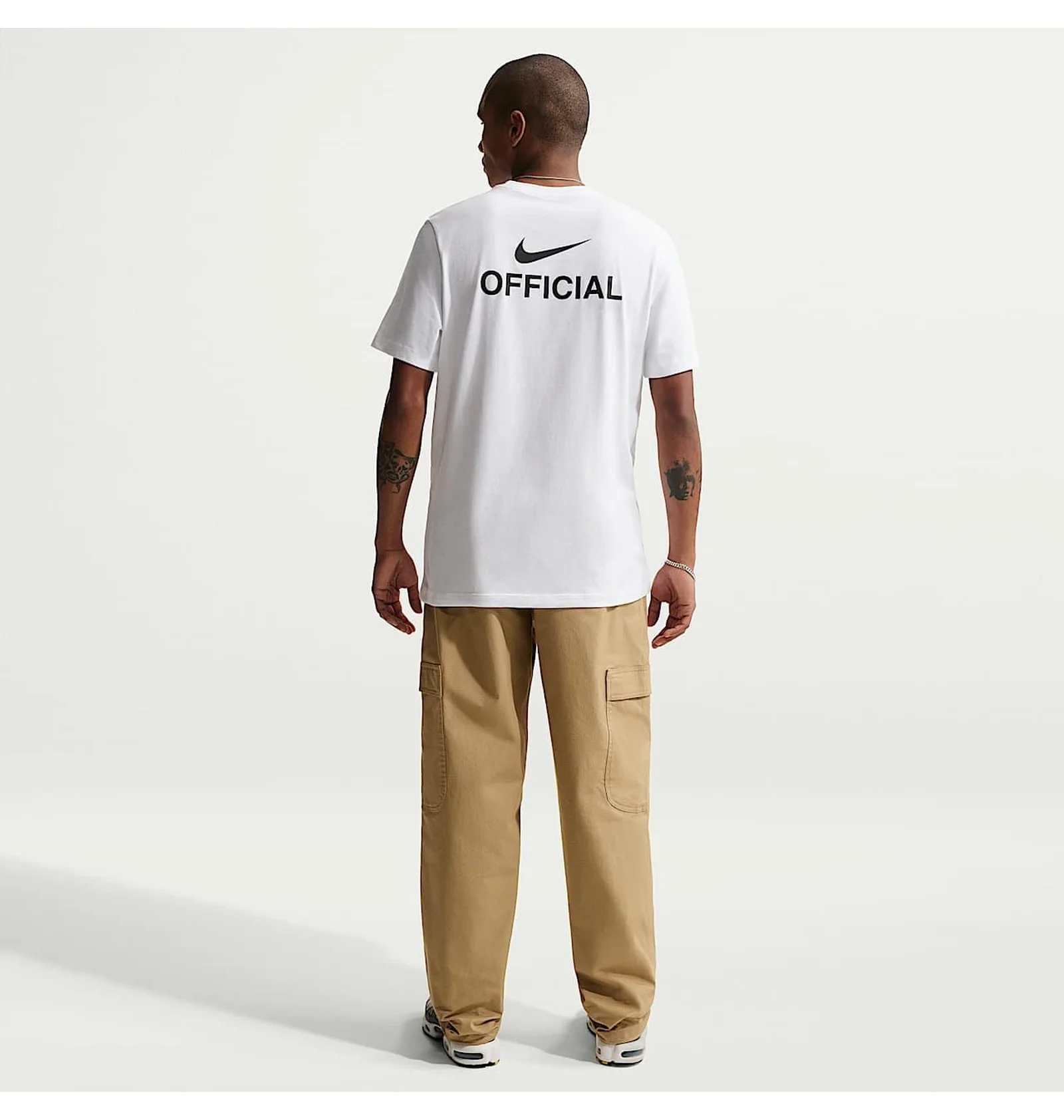 ᐉ Футболка унисекс Nike Sportswear Official Tee White IH1143-100