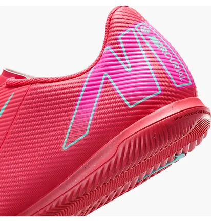 Футзалки чоловічі Nike Mercurial Vapor 16 Club Red FQ8438-800