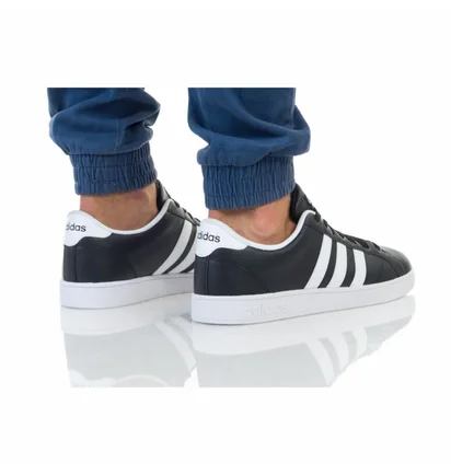 Кросівки чоловічі Adidas Baseline Black AW4617