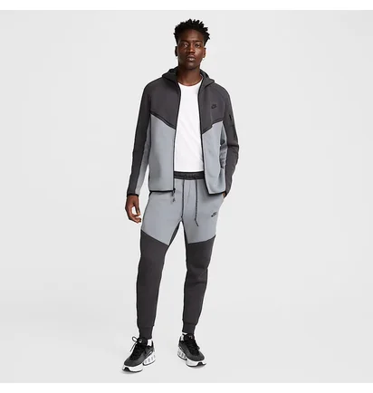 Толстовка чоловіча Nike Nk Tech Fl. 2025 Grey HV0949-061