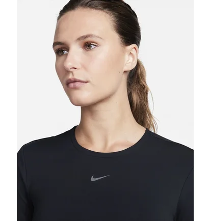 Топ женский Nike Pro Dri-Fit WomenS Cropped Long-Sleeve Top Black FB5233-010