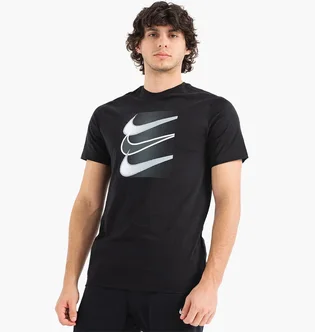 Футболка мужская Nike Sportswear Black DZ5173-010