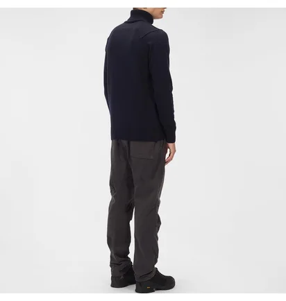 Свитер C.P. Company Knitwear - Turtle Neck Lambswool Black 11CMKN0888A-005504A