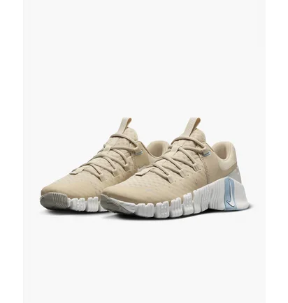 Кросівки жіночі Nike Free Metcon 5 Workout Shoes Beige DV3950-105