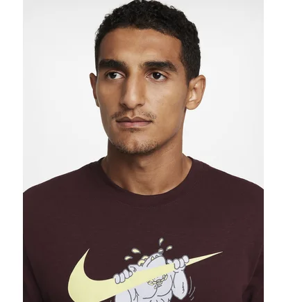 Футболка чоловіча Nike M Nk Df Tee Slub Iykyk Bordo HF6142-010