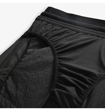 Шорты женские Nike W Rd Rflctv Mr 3In Br Shrt Black FN2715-010