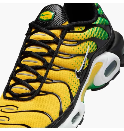 Кросівки чоловічі Nike Air Max Plus Yellow IB7671-700