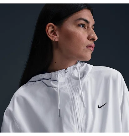 Толстовка женская Nike Nsw Essntl Uv Wvn Jkt Hd White FV6298-100