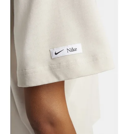 Футболка жіноча Nike Sportswear Classic T-Shirt Beige FQ6600-104