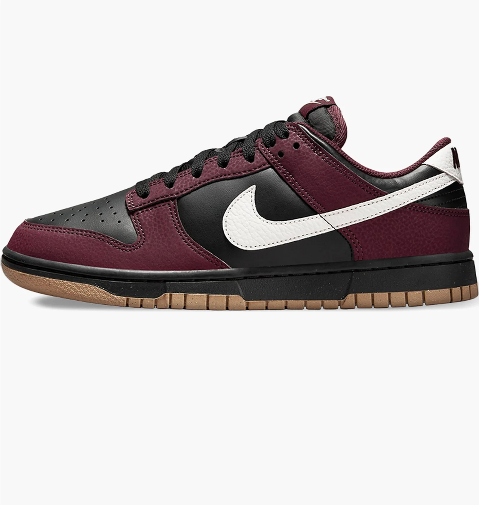 FIKA NO KURO BUKURO PINOWORKS × DAMNGOOD ᐉ Кросівки жіночі Nike W Dunk Low Nn Black/Bordo HM9658-600