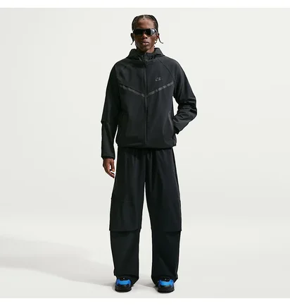 Вітровка чоловіча Nike M Nk Df Tch Wvn Wr Fz Black IU6965-010