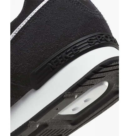 Кросівки чоловічі Nike Venture Runner Black CK2944-002