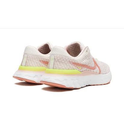 Кроссовки женские Nike Wmns React Infinity Run 3 Beige DD3024-102