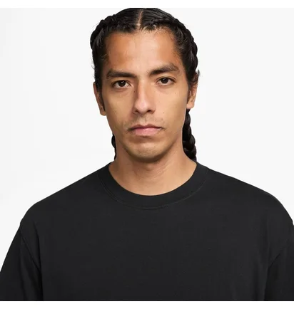 Футболка чоловіча Nike U Nsw Tee M90 Oc Remix Black HJ0774-010