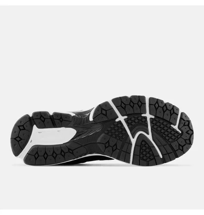 Кроссовки унисекс New Balance 2002R Black NDM2002RBK
