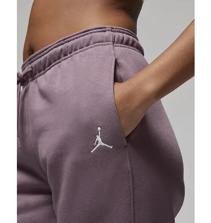 Штаны женские Air Jordan Brooklyn Fleece Violet FN4494-508