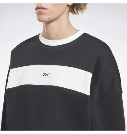 Спортивный костюм женский Reebok Identity Black Ht8054
