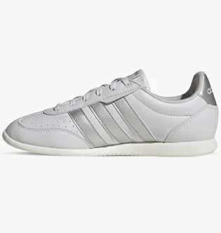 Кроссовки женские Adidas Barreda Lo Grey HQ7386