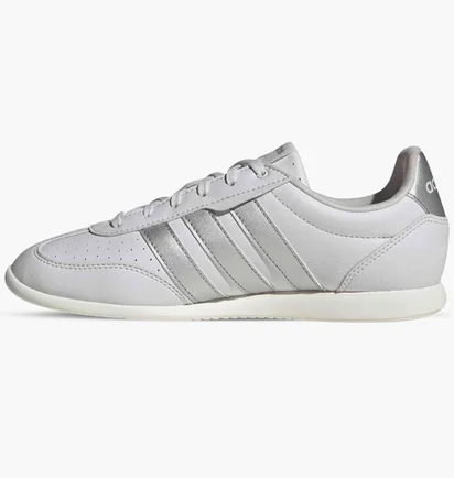 Кроссовки женские Adidas Barreda Lo Grey HQ7386