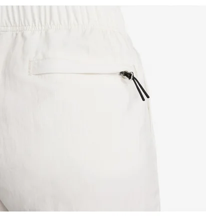 Шорты женские Nike Sportswear Swoosh Woven Easy Shorts White Dm6752-030
