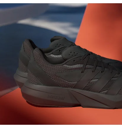 Кроссовки мужские Adidas Lightblaze Black JH6941