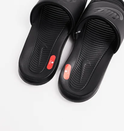 Тапочки чоловічі Nike Victori One Slide Black CN9675-003