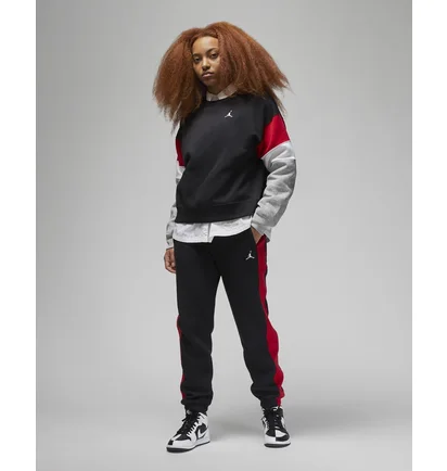 Свитшот женский Air Jordan Brooklyn Fleece Crewneck Sweatshirt Black FB5174-010