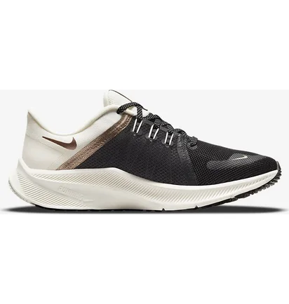 Кроссовки женские Nike Wmns Quest 4 Prm Black/White DA8723-001