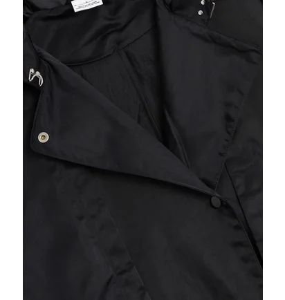 Куртка женская Nike Sportswear Essentials Waterproof Jacket Black FB4521-010