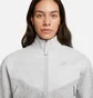 Куртка жіноча Nike W Nsw Tp Tfadv Jkt Fwd Grey FB8364-084