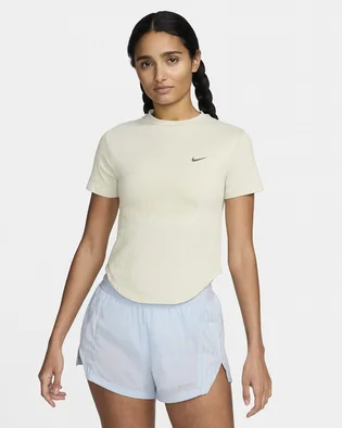 Футболка женская Nike Running Division Dri-Fit Adv Short-Sleeve Running Top Yellow FN2581-394